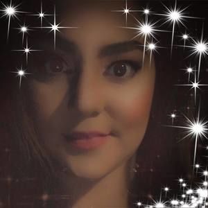 Meet your Posher, Reyna